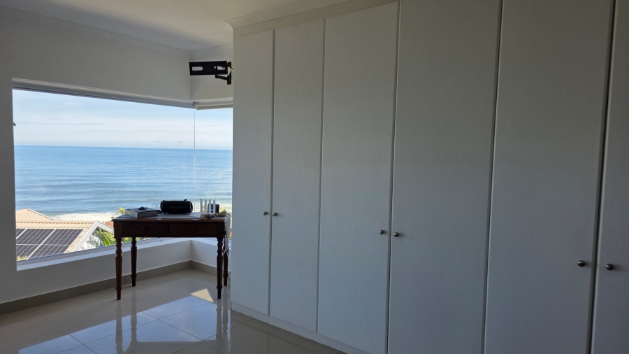 5 Bedroom Property for Sale in Dana Bay Western Cape